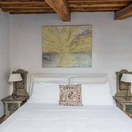 Appartamento Cozy Wooden Apt In Piazza Navona Roma Esterno foto